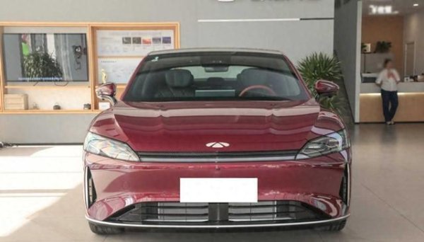 佛山股票配资论坛 综合续航2000km，支持高速领航，奇瑞风云A9L预售15.99万起